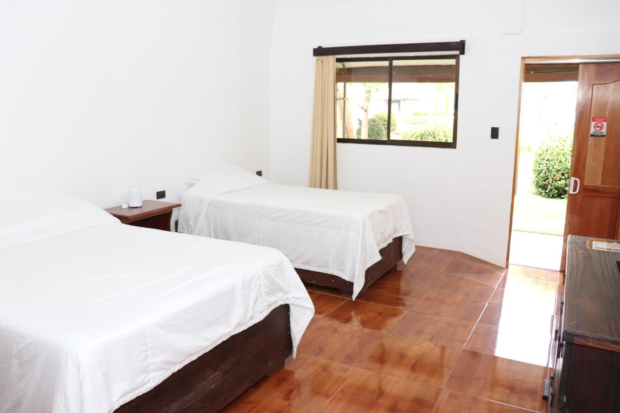 Hotel Samoa Del Sur Голфито Екстериор снимка
