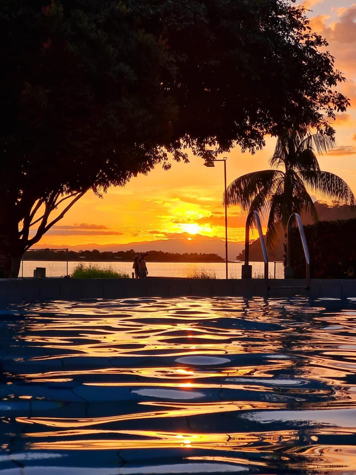 Hotel Samoa Del Sur Голфито Екстериор снимка